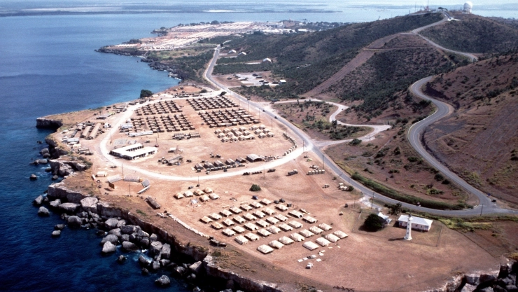 Vista aérea de la Estación Naval de EU en la Bahía de Guantánamo