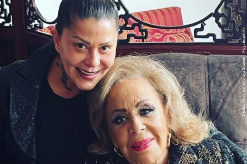 Alejandra Guzmán con Silvia Pinal..jpg