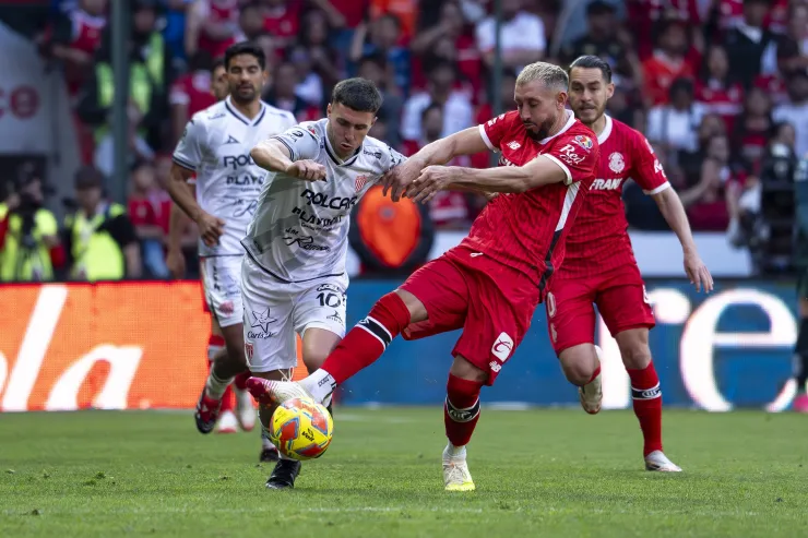Diablos Rojos del Toluca Alexis Vega Necaxa