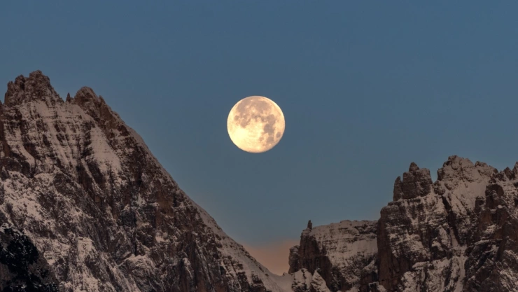 La edad de la Luna tiene m&aacute;s claridad gracias a un estudio