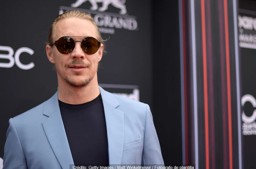 Diplo asistió a los premios con gran actitud.