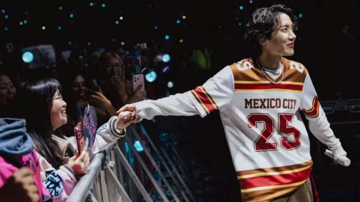 J-Hope en México