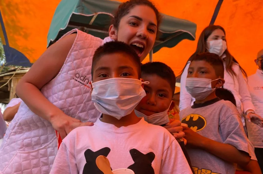 Visitamos a los niños de las ladrilleras de Chalco, Edomex y les llevamos un dulce regalo. ¡Revive los mejores momentos!