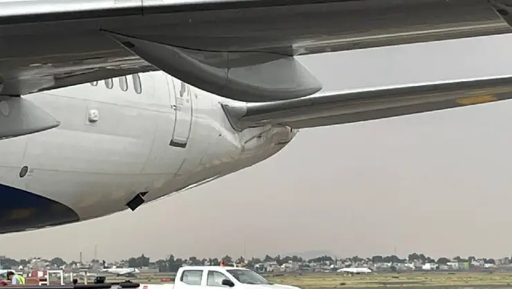 VIDEO Dos aviones del AICM chocan con pasajeros a bordo