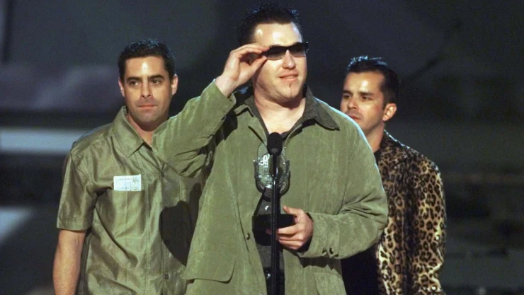 steve-harwell-smash-mouth-shrek