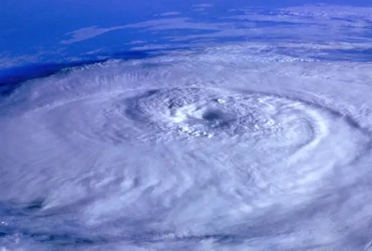 Se cumplen 37 años desde que el huracán Gilbert, categoría 5 azotó este día al país, ¿se repetirá con Lorena? 