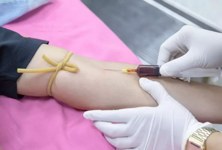 cáncer, análisis de sangre.jpg