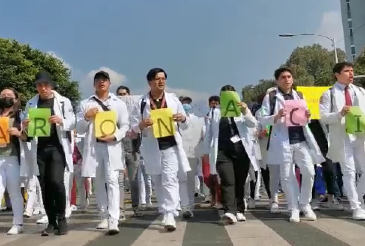 medicos_marchan_cdmx.png