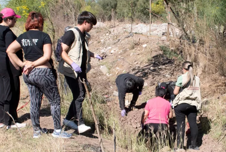 Rastreadoras de El Fuerte encuentran restos humanos en Los Mochis