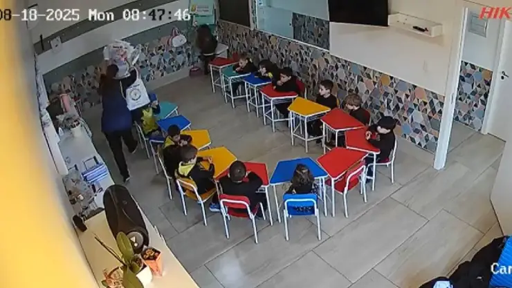 Maestra-agrede-a-niño-en-salón-de-clases.jpg