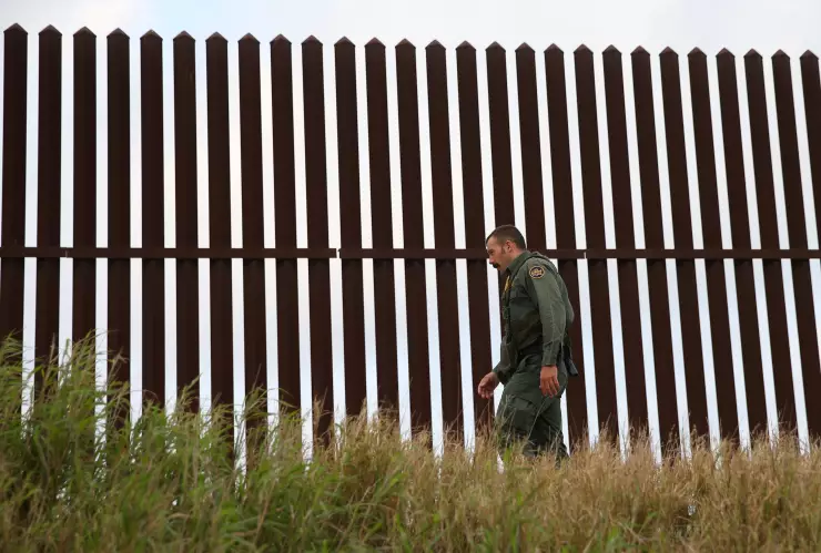 Muro en la frontera
