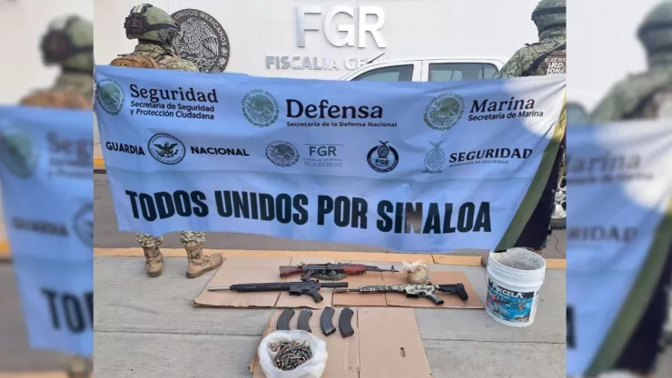 Camioneta asegurada en Miguel Valdez Quintero