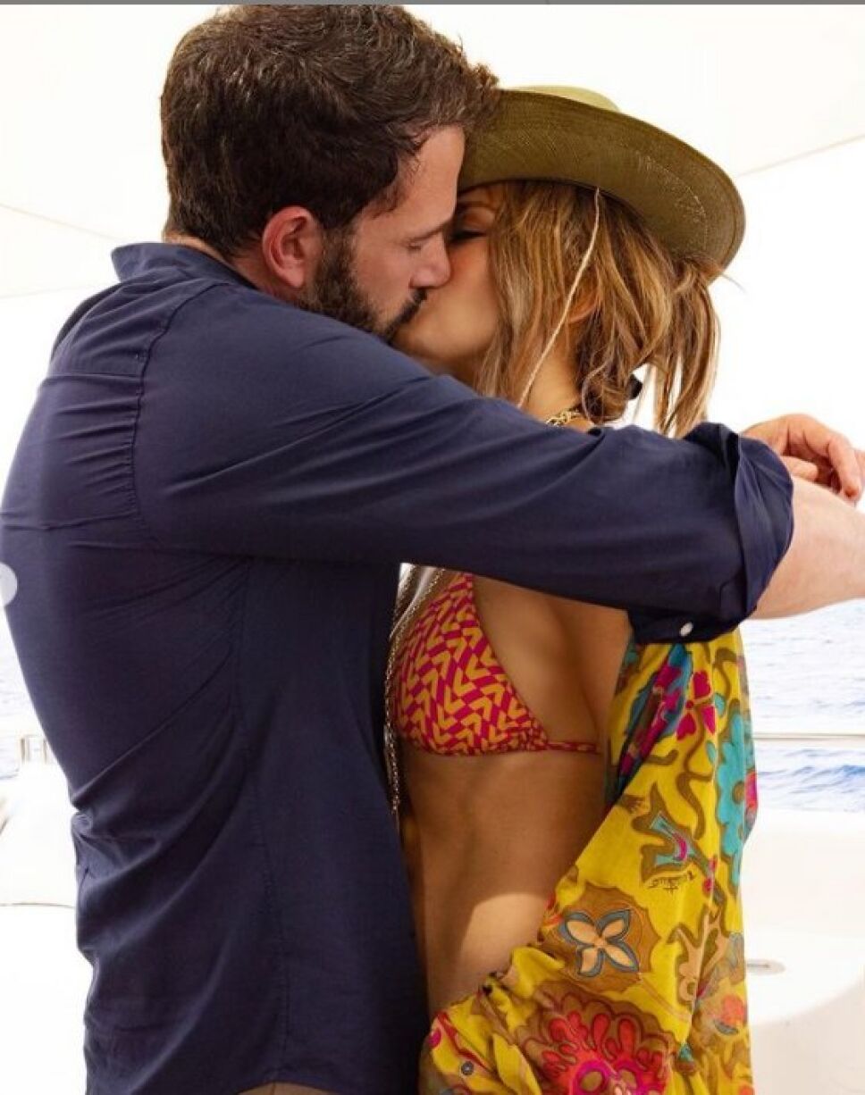 jlo-benaffleck.jpg