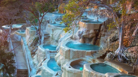 GRUTAS_X_@HIKINGVIEW