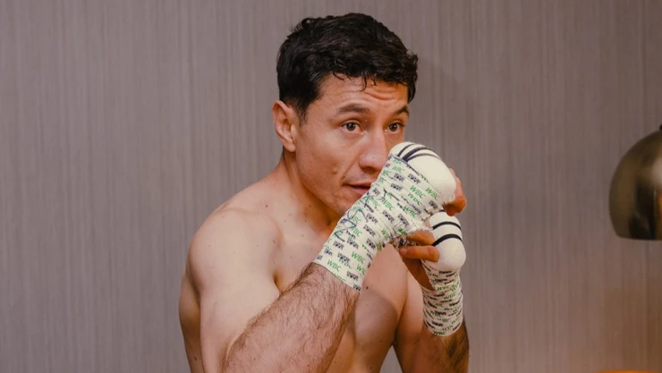 William Zepeda es el NUEVO CAMPEÓN de peso ligero del CMB tras vencer a Lamont Roach