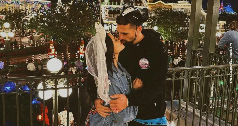 Novio de Becky G le habría sido infiel a pocos meses de casarse
