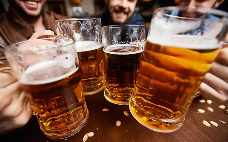 El secretario de Salud, Jorge Alcocer Varela, afirmó que el consumo de alcohol debe tratarse y abordarse como un problema de salud pública y nunca como un delito.
