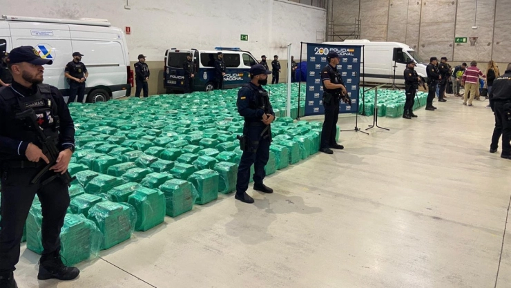 La Policía Nacional de España aseguró 13 toneladas de cocaína.
