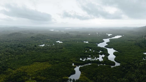 Lancha se hunde en Brasil