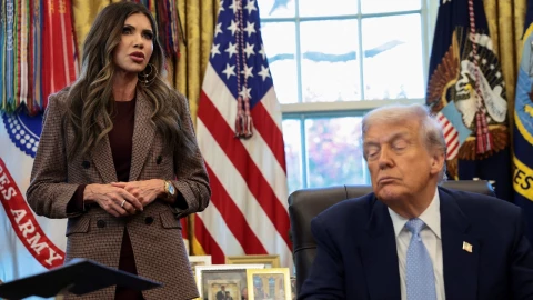 kristi-noem-donald-trump-dhs