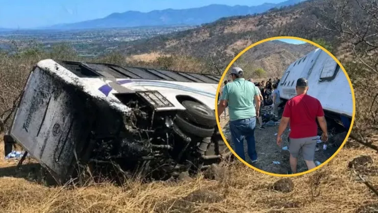Volcadura de autobús de turismo en Nayarit