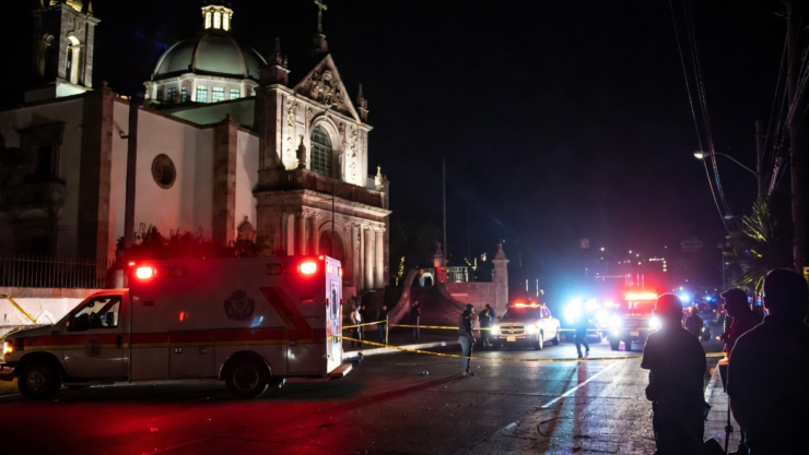Accidente en San Felipe hoy 3 de abril 2026 joven lesionado frente a templo.png