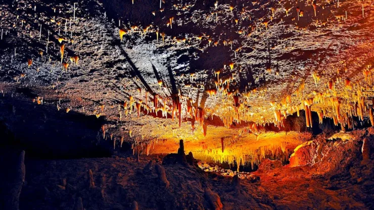 cuevas-diablo-catemaco-como-hacen-pactos-sangre-ofrendas