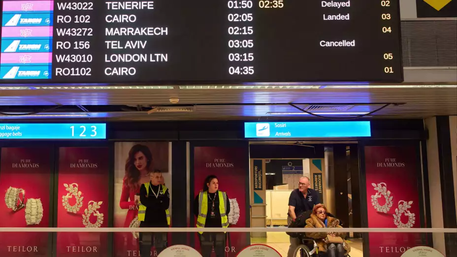 Vuelos cancelados en el Aeropuerto Internacional Henri Coanda en Rumania.
