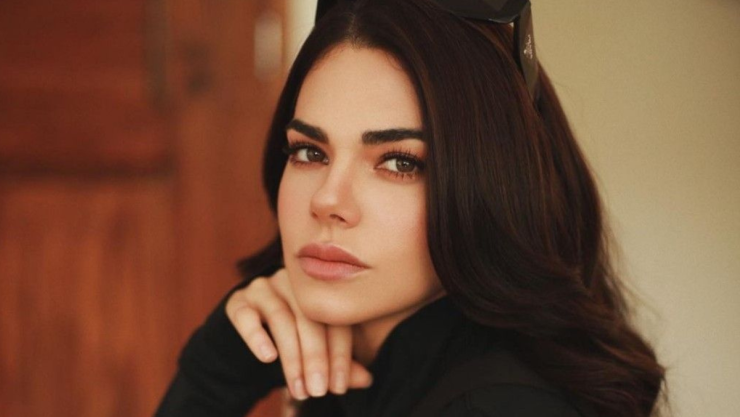 Livia Brito.png