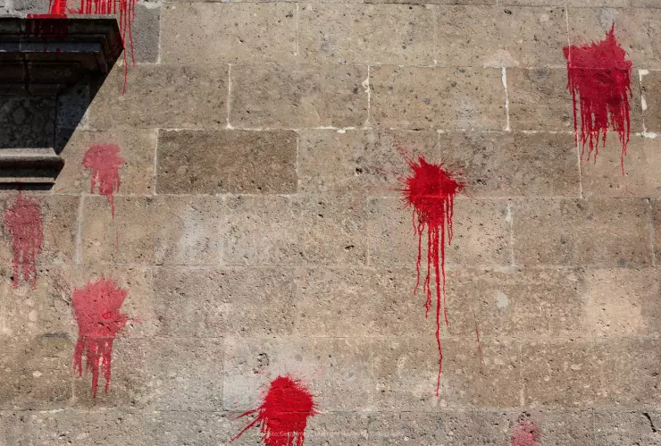 La violencia hacia una mujer puede llegar hasta el feminicidio