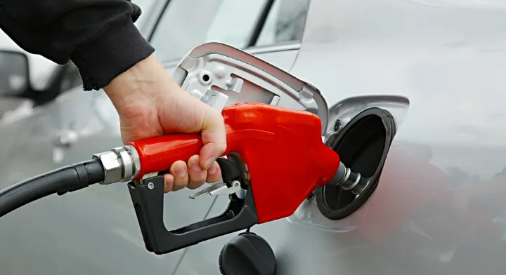 Consulta el precio actualizado de la gasolina Regular, Premium y Diésel en México