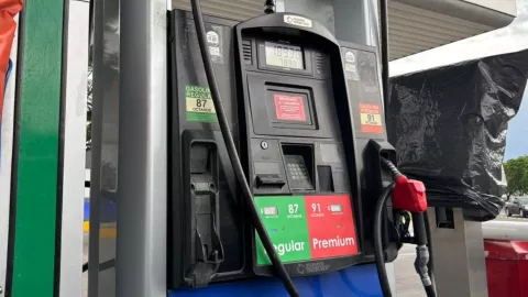 Estación de Gasolina.jpg