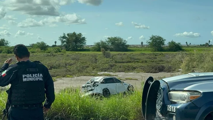 Volcadura carretera Navolato- Altata