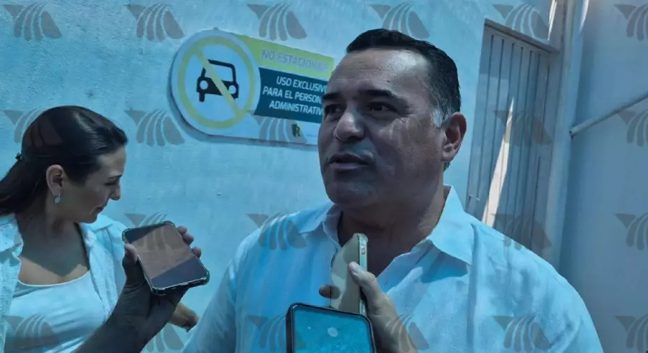 Elecciones en Yucatán 2024_ Renán Barrera, candidato a la gubernatura de Yucatán, ya emitió su voto