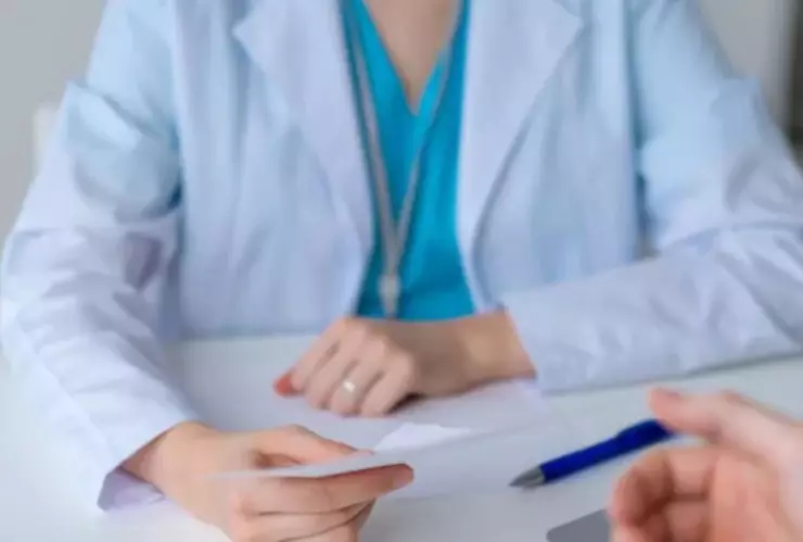 Requisitos para la beca para médicos del ISSSTE