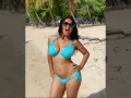 Salma en bikini.jpg