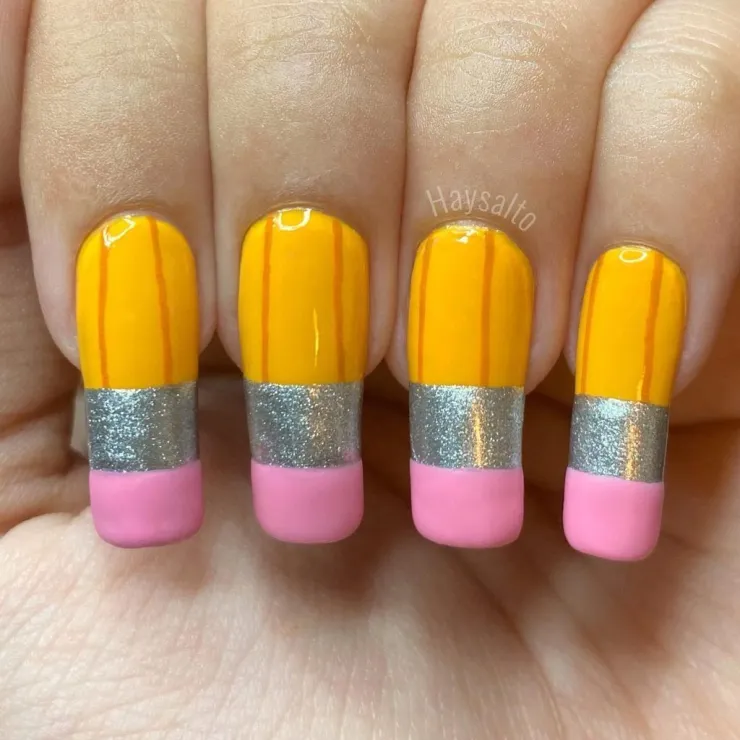8 diseños de uñas originales para maestras que pueden utilizar en este regreso a clases