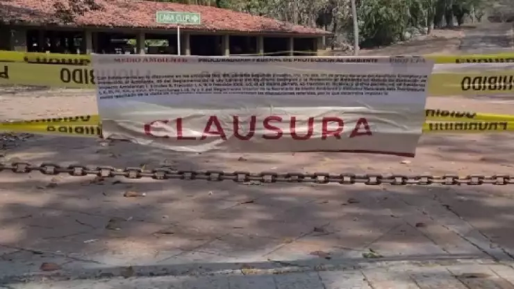 Fallo judicial ordenó quitar los sellos de clausura del Campo de Golf en Oaxaca, pero el lugar sigue cerrado