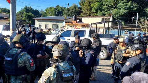 Agentes de seguridad son agredidos por sujetos armados en Tingüindín, Michoacán; hay un muerto y 4 heridos