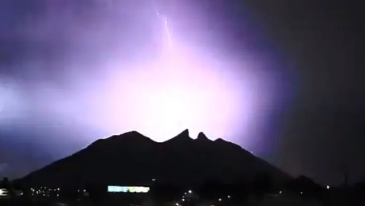 tormenta-electrica-monterrey.jpg
