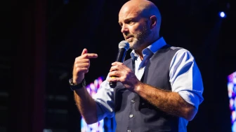 Dr. Luis García en Vive sin Drogas.jpg