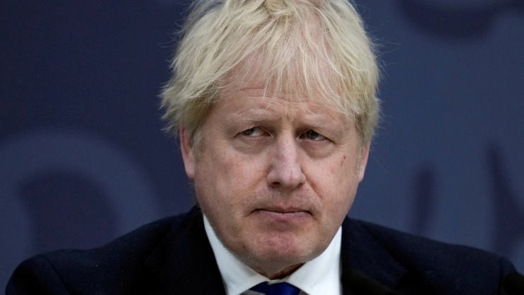 boris johnson disculpa confinamiento covid-19