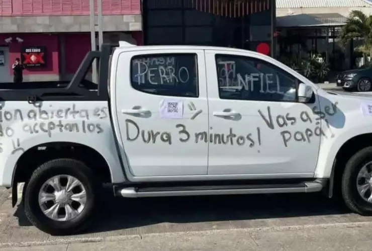 ¡Por infiel! Esposo engaña a su mujer EMBARAZADA y ella se venga pintando la camioneta de su marido Dura 3 minutos (VIDEO).jpg