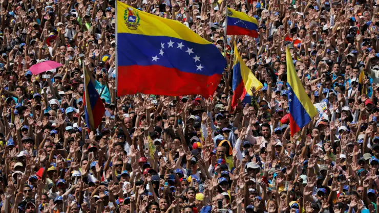 Maduro propone elecciones anticipadas a AN