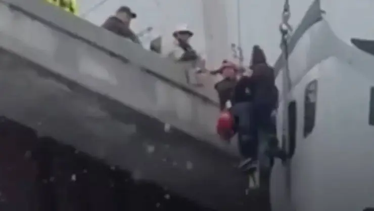 Tráiler derrapa.jpg