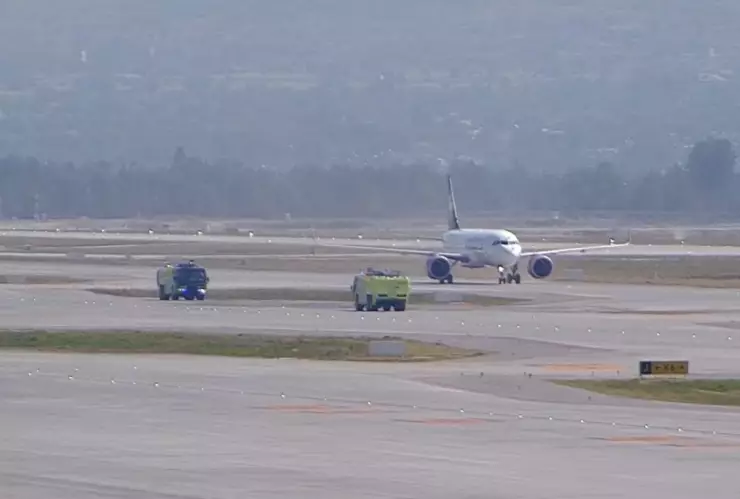 AMLO torre de control aifa aterrizajes