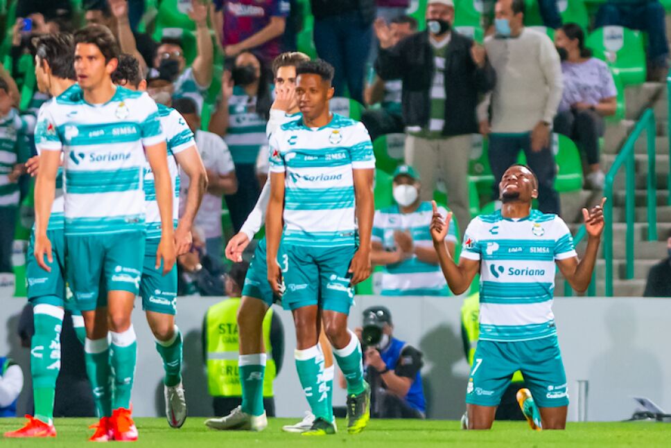 Santos visita a Querétaro .jpg