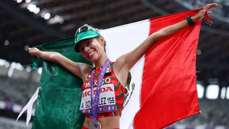 Alegna González plata en mundial de atletismo Tokio 2025