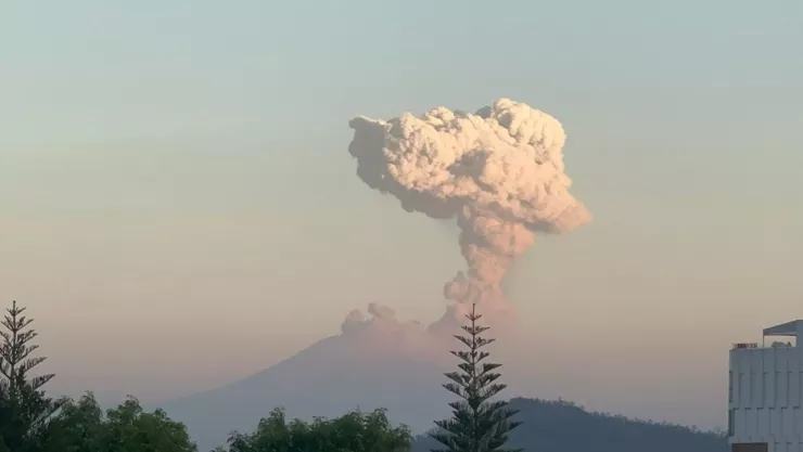 Explosión del volcán Popocatépetl