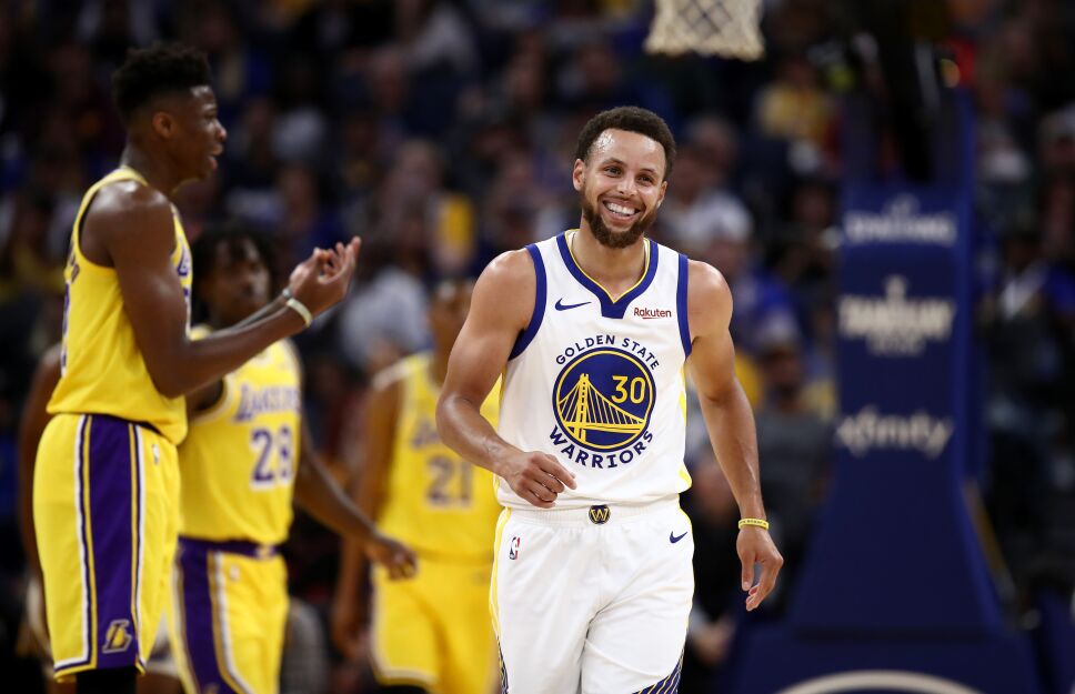 Los Angeles Lakers v Golden State Warriors